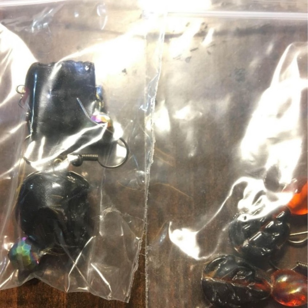 Homemade Earring - Picture 9 of 9